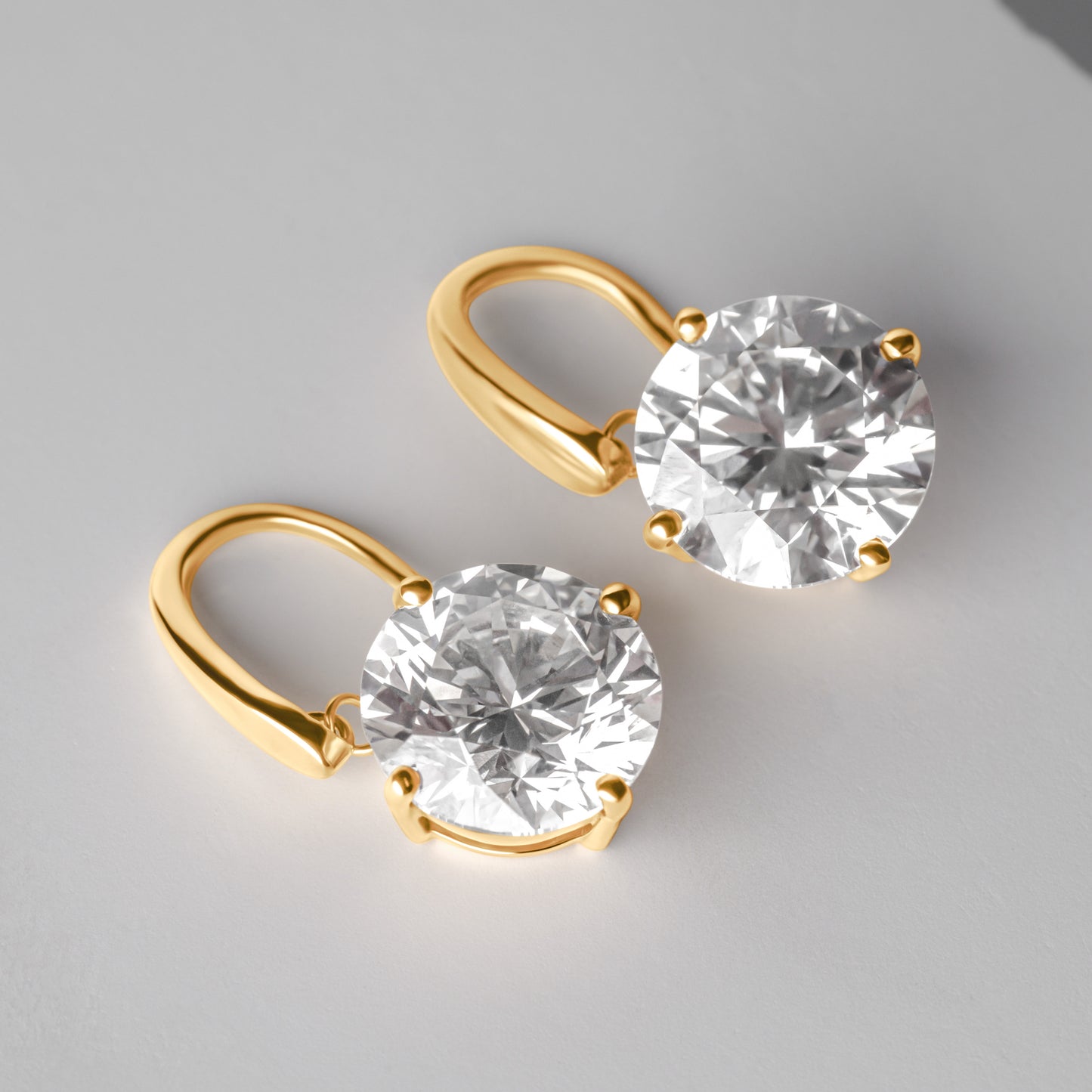 yellow gold round brilliant drop earrings