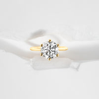 Round Brilliant Solitaire
