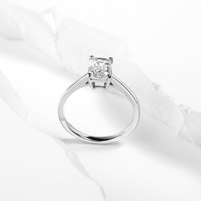 Timeless Emerald Solitaire