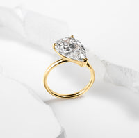 Offset Pear Solitaire